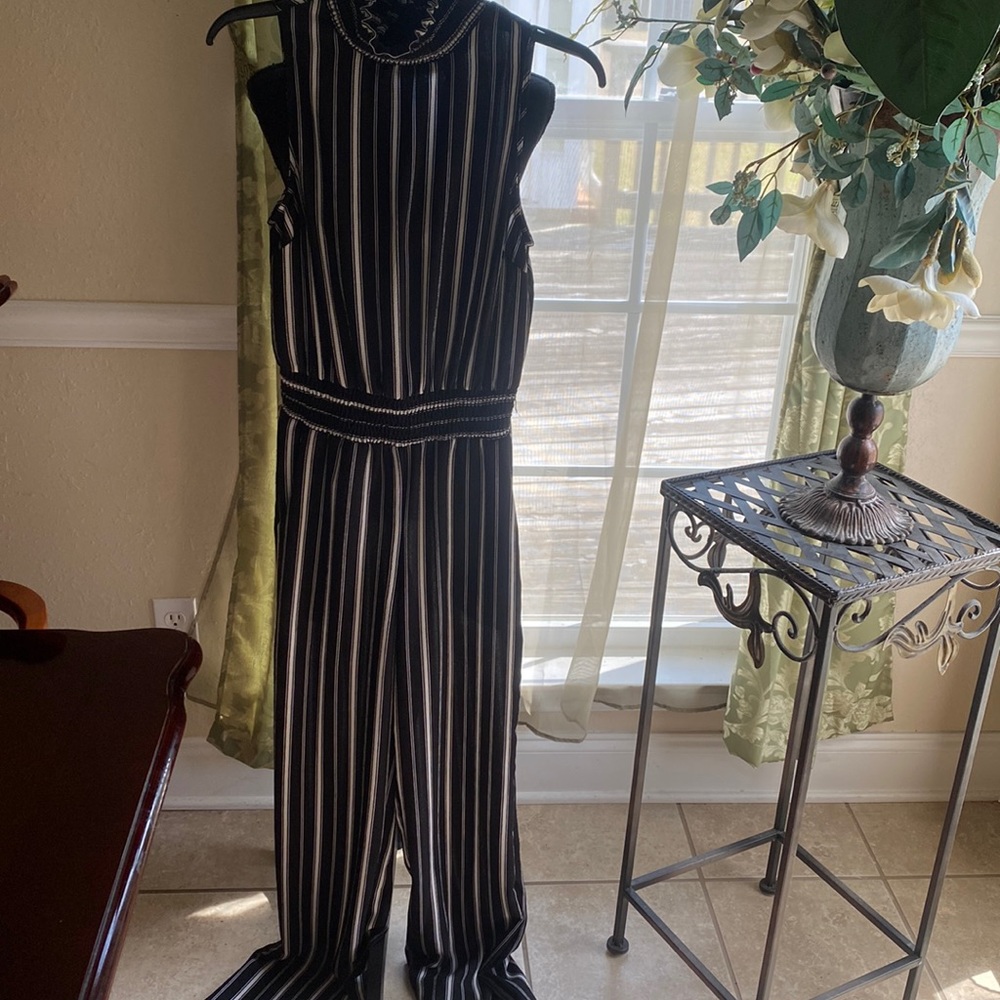 Black and white striped jumper (NEW)